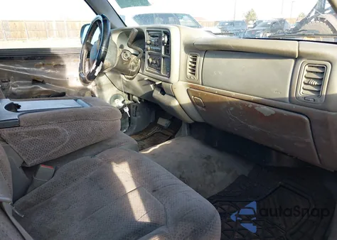 1999 Chevrolet Silverado 1500 Ls z USA, uszkodzony, nr VIN 1GCEK14T8XE105618